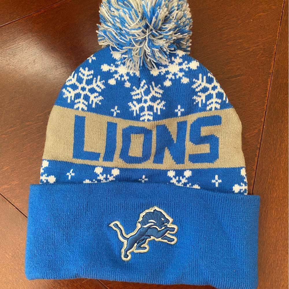 Winter Lions hat